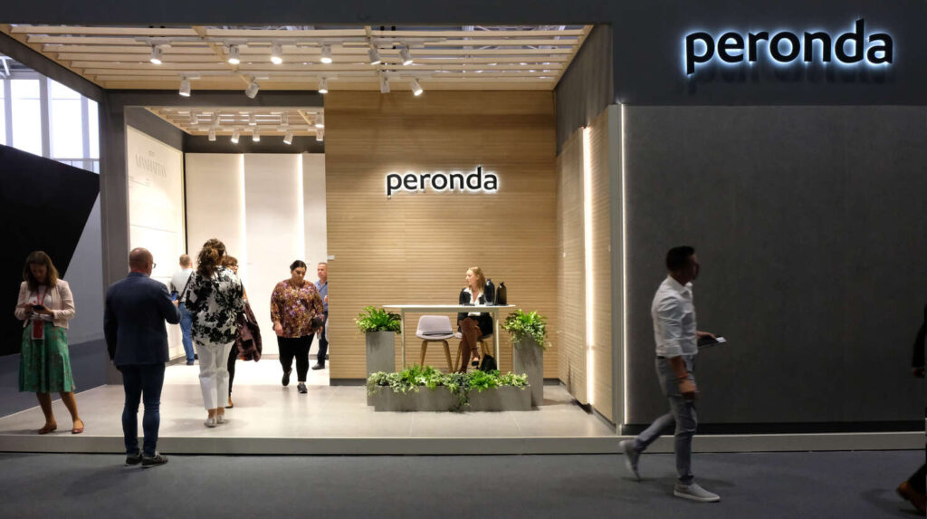 ÉXITO DE PERONDA EN CERSAIE 22